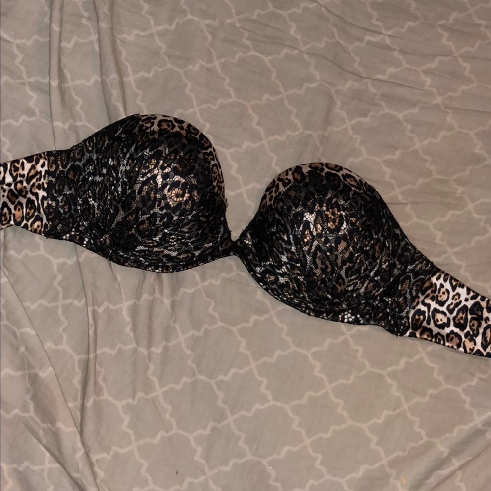 Victoria secret strapless bra